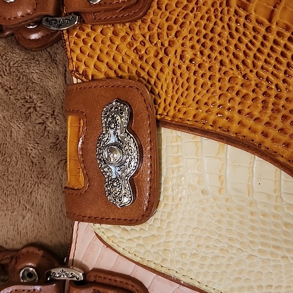 Purse - Picture 7 of 13